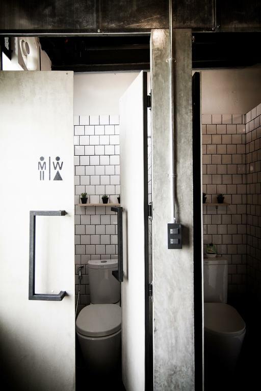 Box Poshtel Phuket Vandrehjem Eksteriør billede